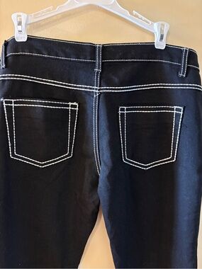 Blue Crush Black Cotton Capris with Contrast Stitching size 11